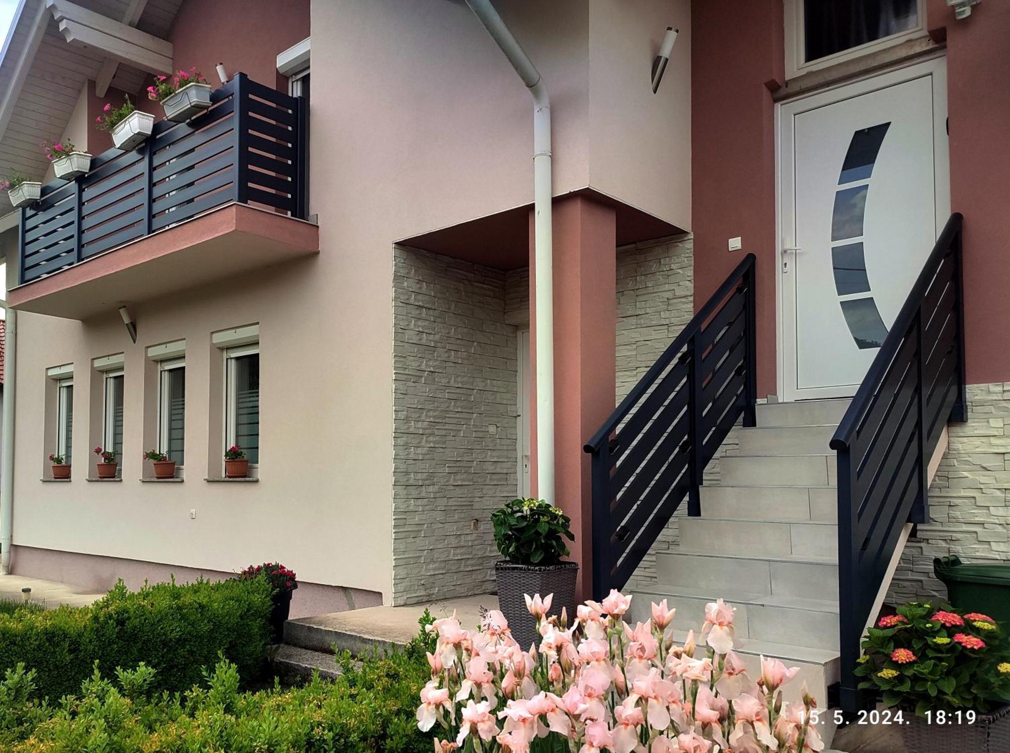 Apartman Swans Otočac 外观 照片
